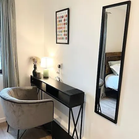 Gorgeous Flat 10 Min Walk To Stadium Free Parking London Exterior photo