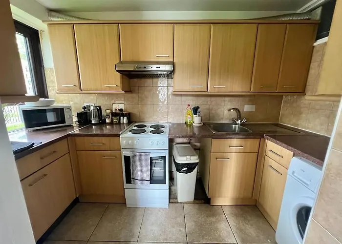 Gorgeous Flat 10 Min Walk To Stadium Free Parking